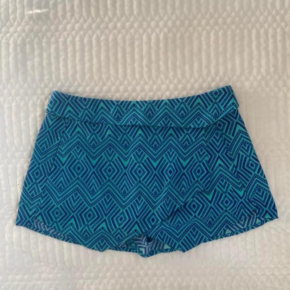 Forever 21 blue skort with pockets